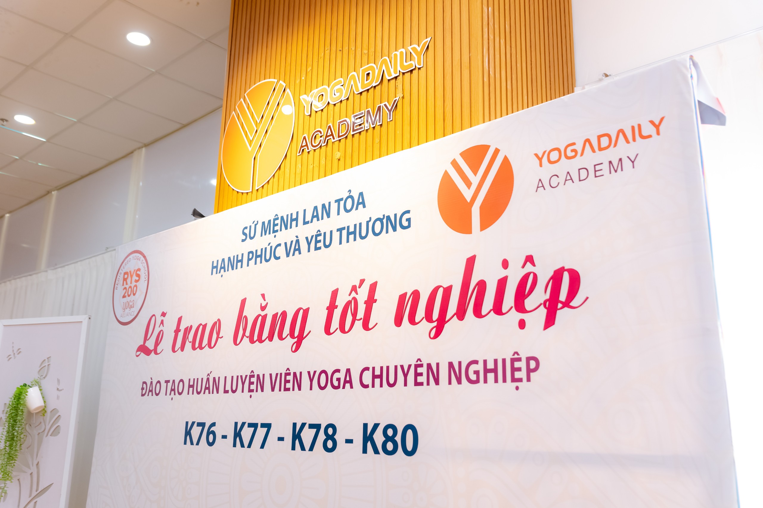 le-tot-nghiep-hlv-yoga