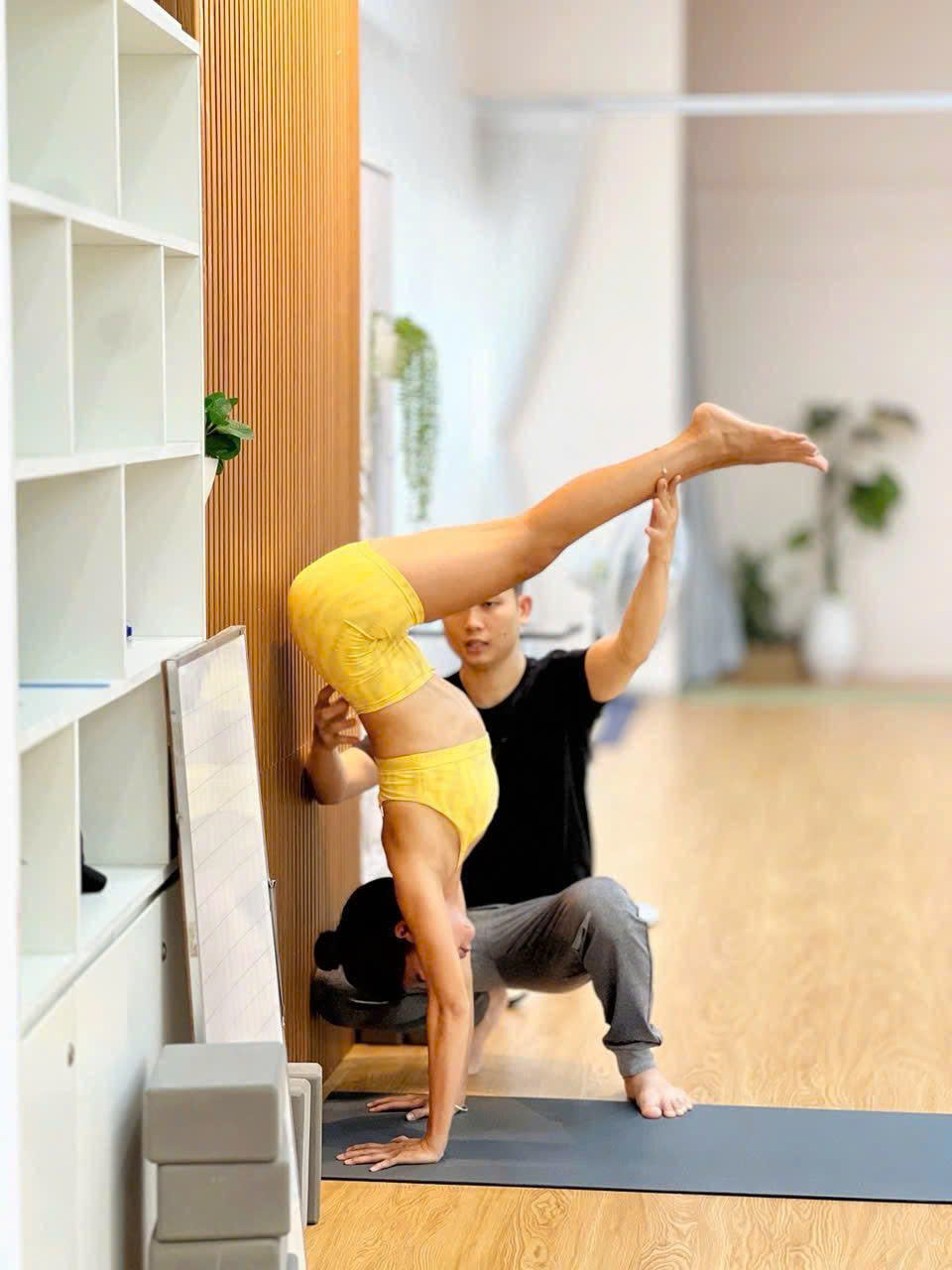 huan-luyen-vien-yoga