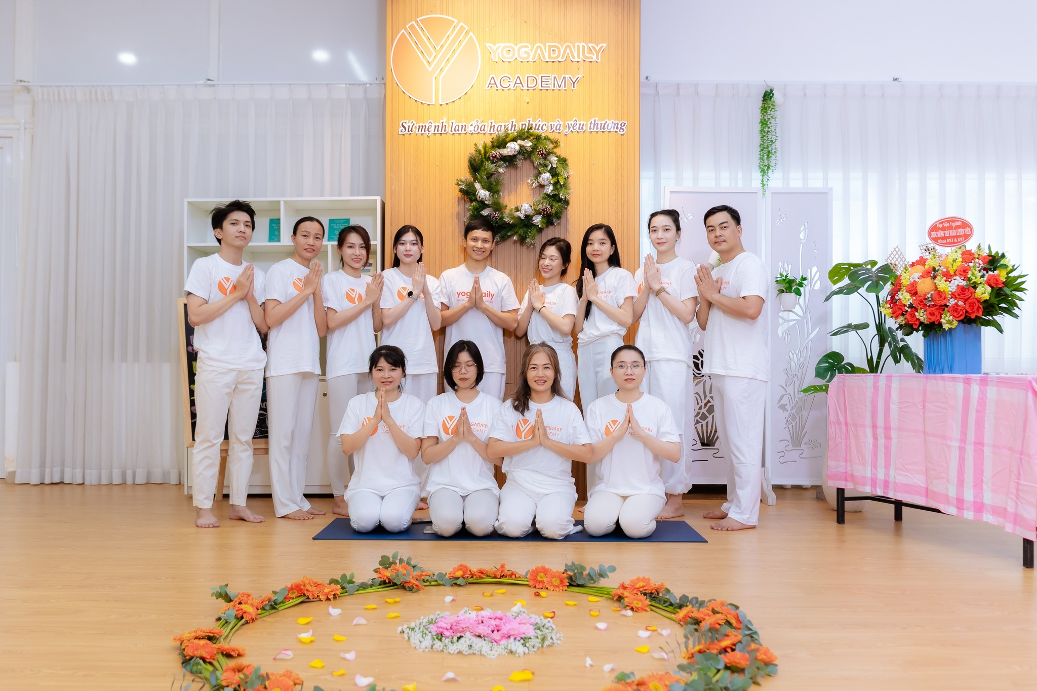 huan-luyen-vien-yoga