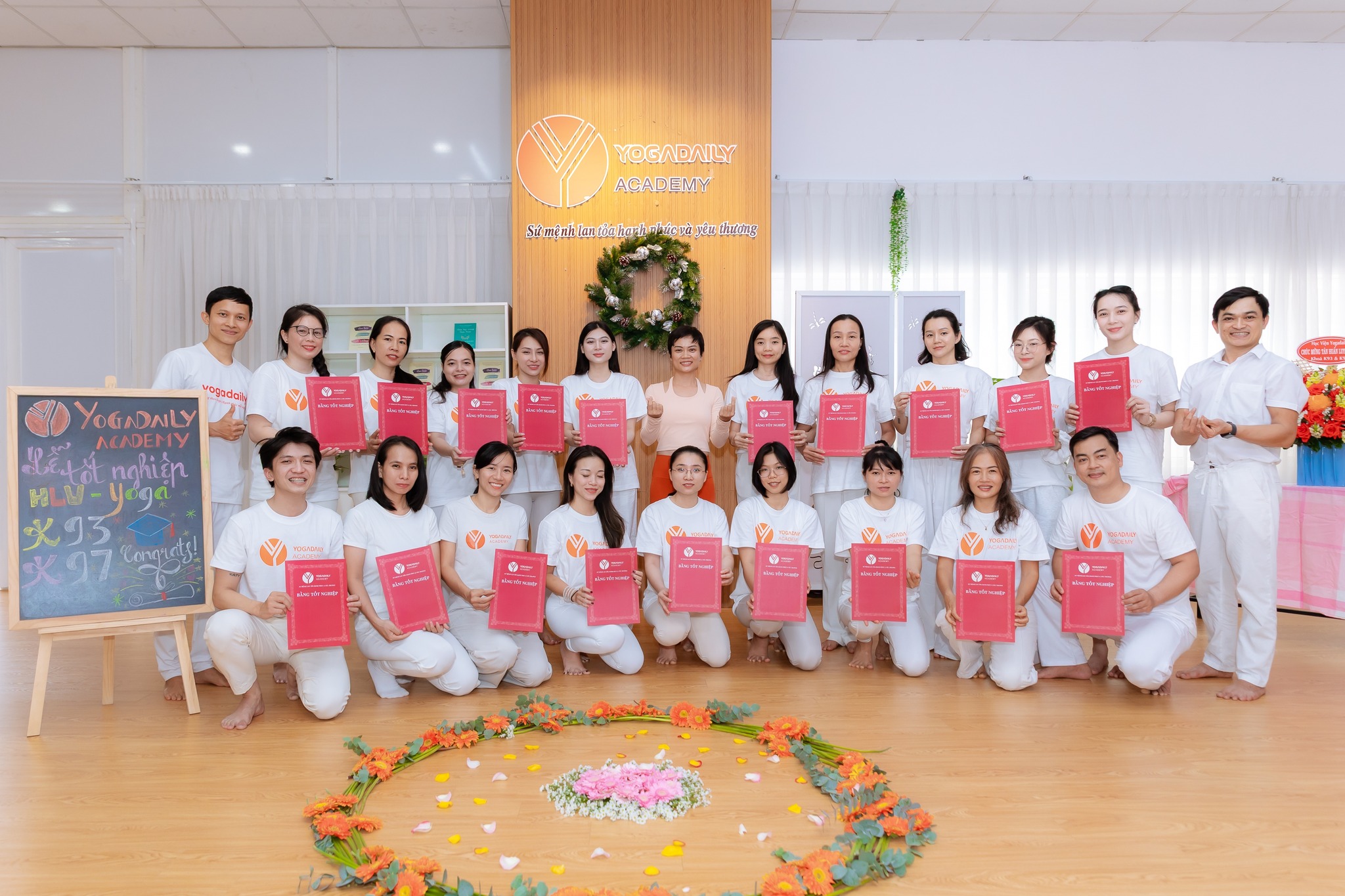 huan-luyen-vien-yoga