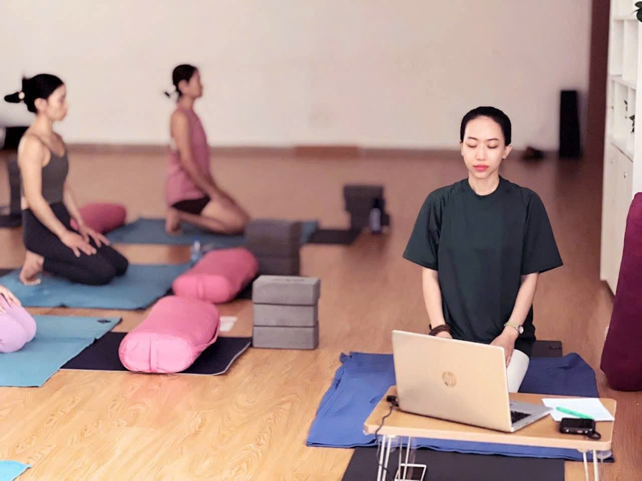 huan-luyen-vien-yoga