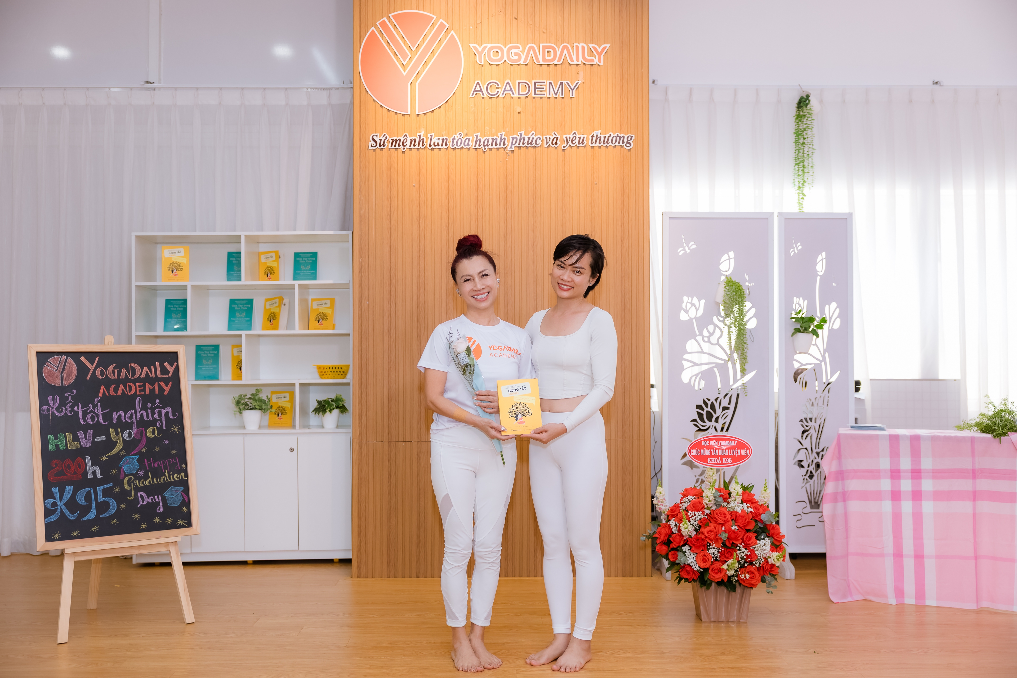 huan-luyen-vien-yoga
