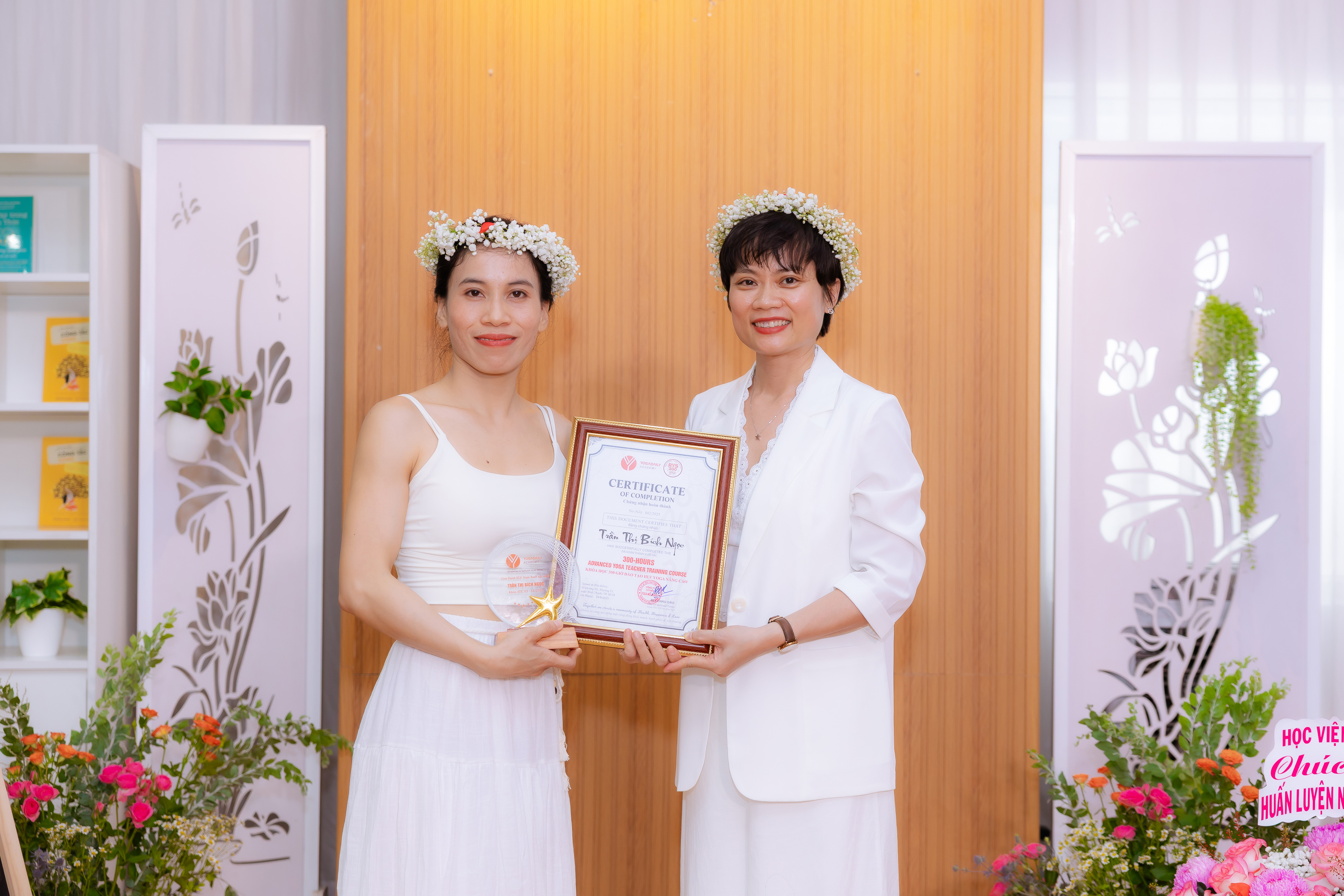 huan-luyen-vien-yoga-300h